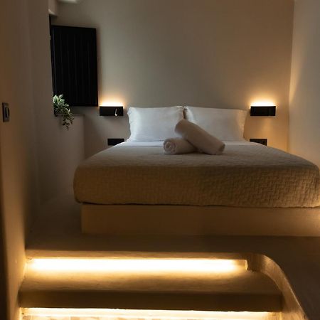 Noir Cave Villa With Private Jacuzzi And Sunset Terrace Πύργος Εξωτερικό φωτογραφία