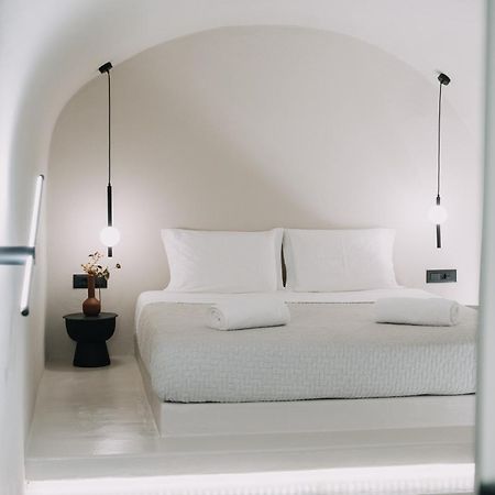 Noir Cave Villa With Private Jacuzzi And Sunset Terrace Πύργος Εξωτερικό φωτογραφία