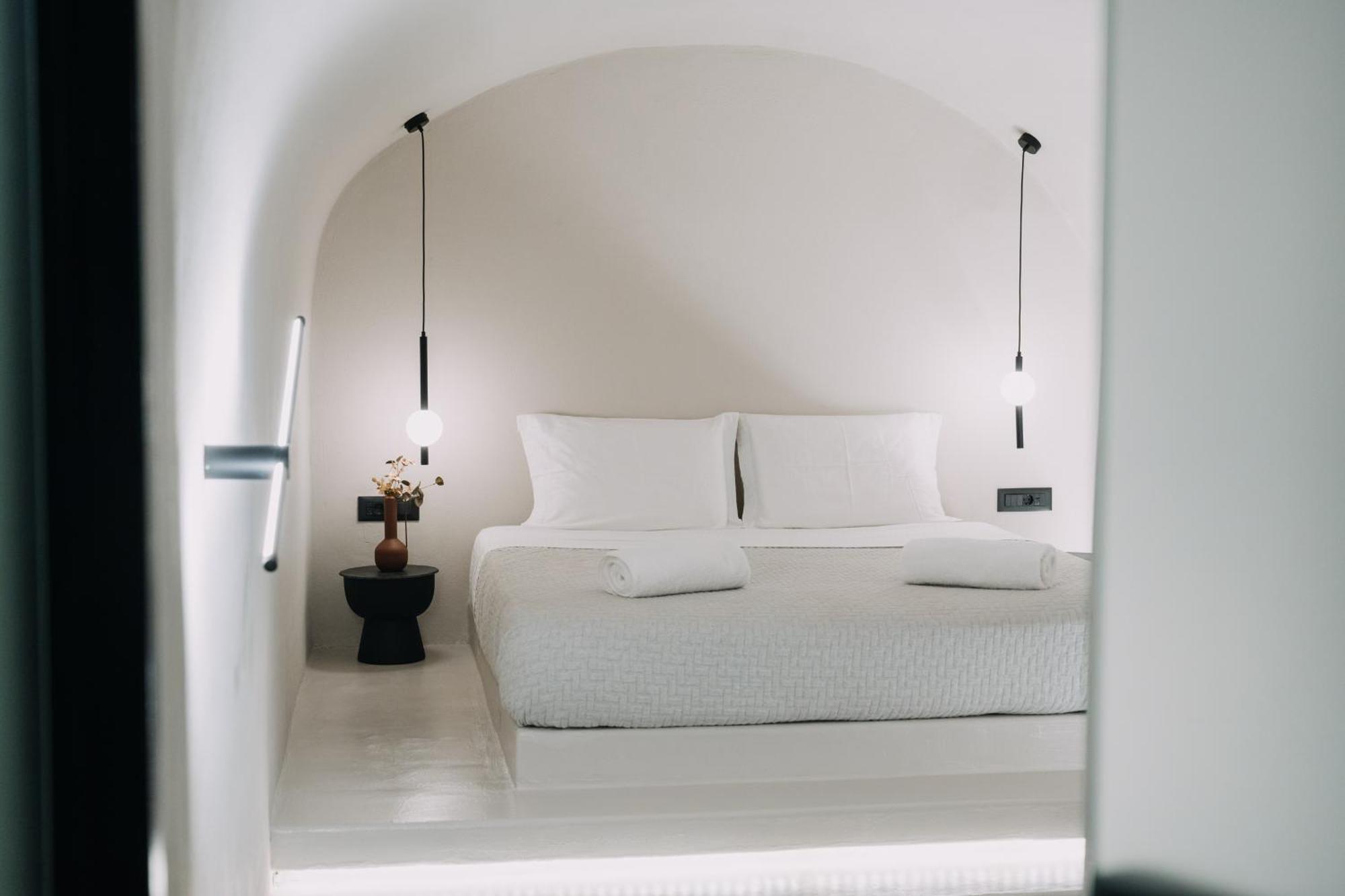 Noir Cave Villa With Private Jacuzzi And Sunset Terrace Πύργος Εξωτερικό φωτογραφία