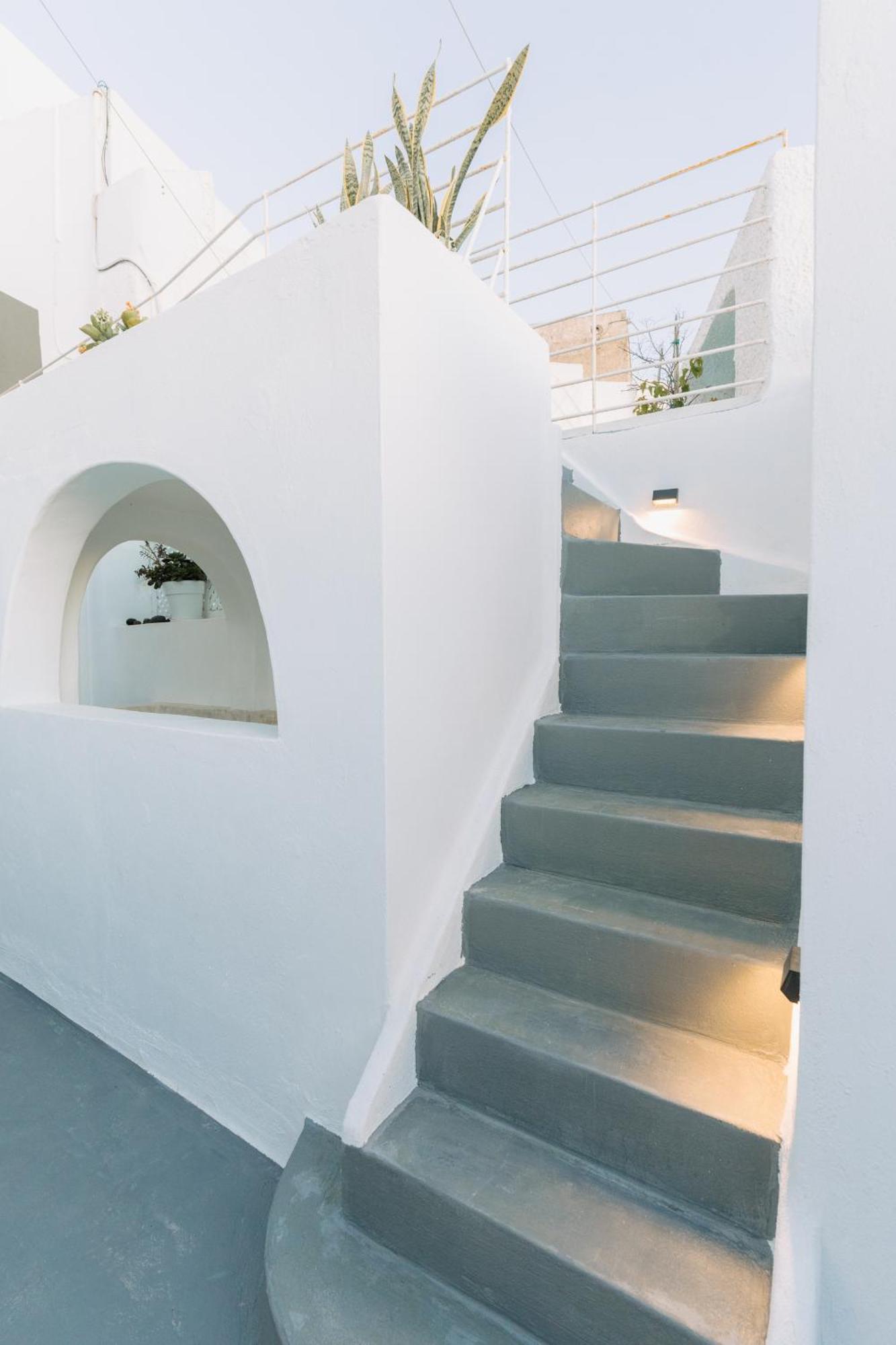 Noir Cave Villa With Private Jacuzzi And Sunset Terrace Πύργος Εξωτερικό φωτογραφία