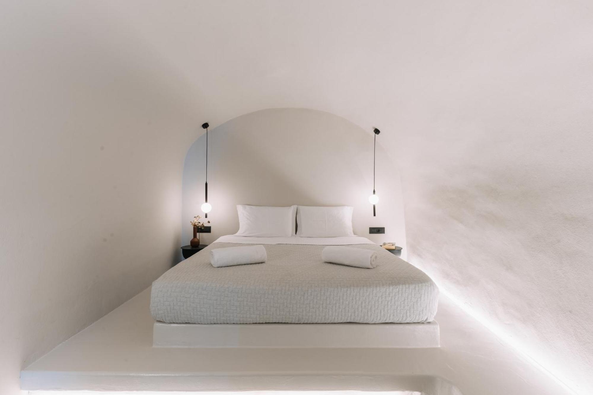 Noir Cave Villa With Private Jacuzzi And Sunset Terrace Πύργος Εξωτερικό φωτογραφία